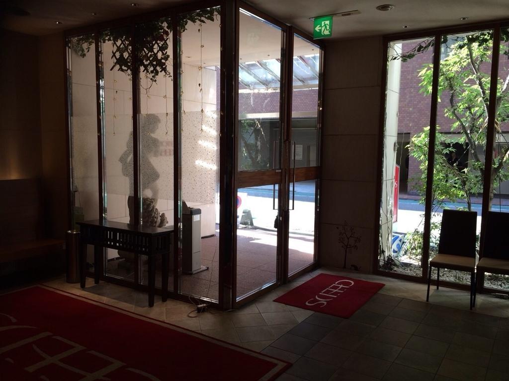 ซีดส์ - สำหรับผู้ใหญ่เท่านั้น Hotel โอซาก้า ภายนอก รูปภาพ