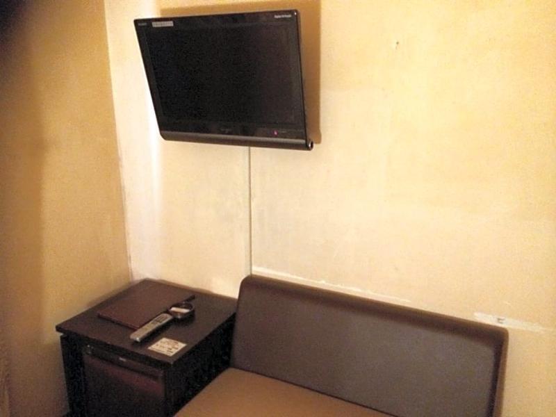 ซีดส์ - สำหรับผู้ใหญ่เท่านั้น Hotel โอซาก้า ภายนอก รูปภาพ