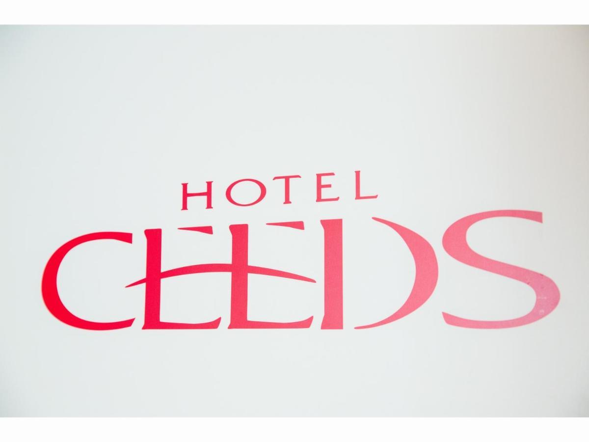 ซีดส์ - สำหรับผู้ใหญ่เท่านั้น Hotel โอซาก้า ภายนอก รูปภาพ